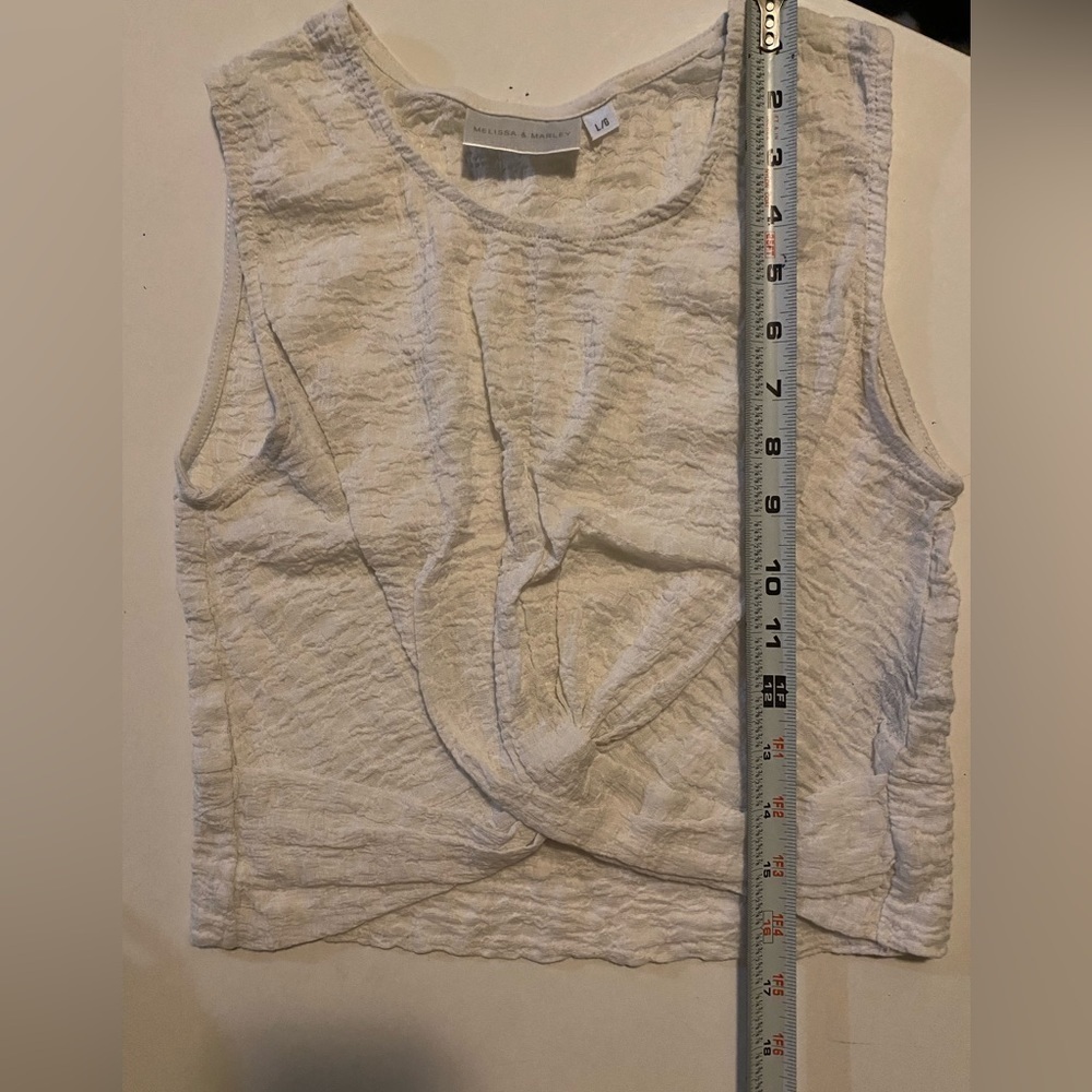 Large crop top​​​​​​​​​​​​ - Picture 7 of 8